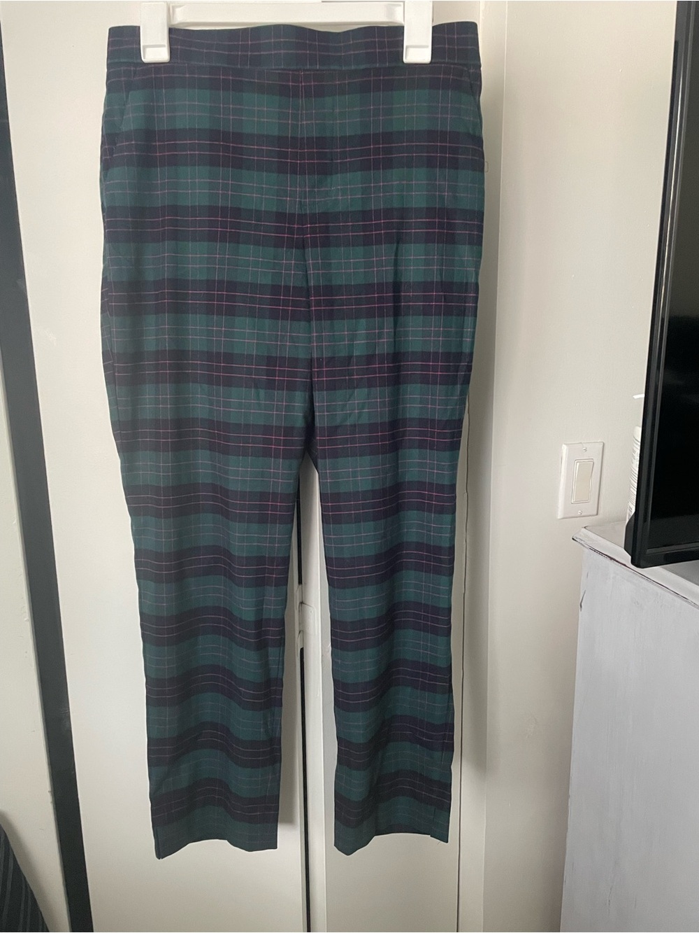 Banana Republic Green and Navy Plaid Cropped Pants